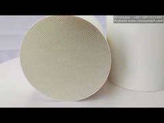 Katalizator ceramiczny o strukturze plastra miodu o wysokiej jakości i dużej porowatości