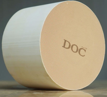 kupować Platynowy katalizator utleniający DOC do silników wysokoprężnych Nox Pt Podłoże katalizatora z monolitem ceramicznym o strukturze plastra miodu produkcja online