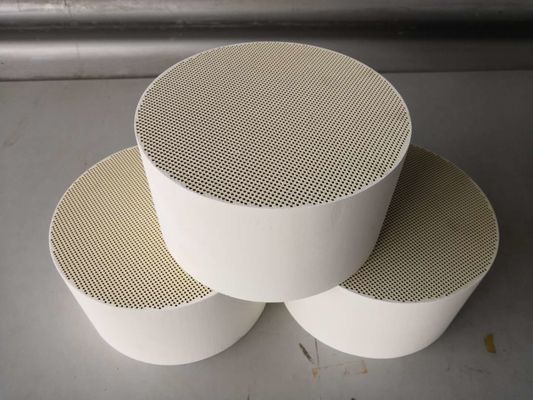 kupować Katalizator DPF o niskim ciśnieniu zwrotnym z niskim spadkiem ciśnienia i wysokim przepływem do kontroli emisji spalin silników Diesla produkcja online