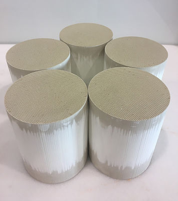 kupować EuroⅡⅢ Ⅳ System filtra cząstek stałych w silniku Diesla Wymiana Euro Dpf produkcja online