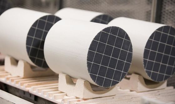 kupować Wydechowy silnik DPF Filtr cząstek stałych do silników wysokoprężnych Euro 6 Euro 5 Filtr Dpf produkcja online